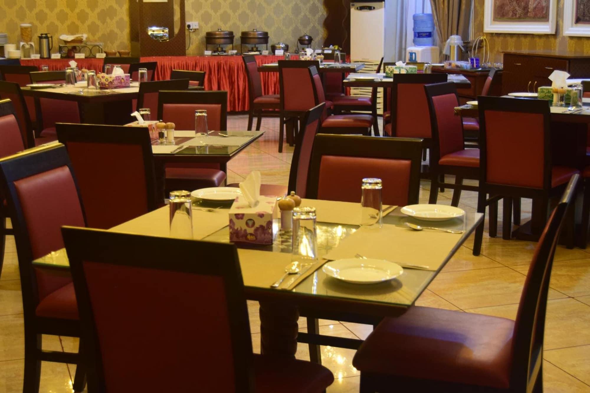 Restaurant Sharjah International Airport Hotel