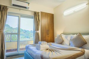 Renta Vacacional - Alaya Stays Veera Marina 3 BHK Apartment