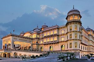 Alojamiento - Noormahal Palace Hotel