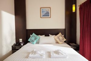 Alojamiento - Rhienchai Place