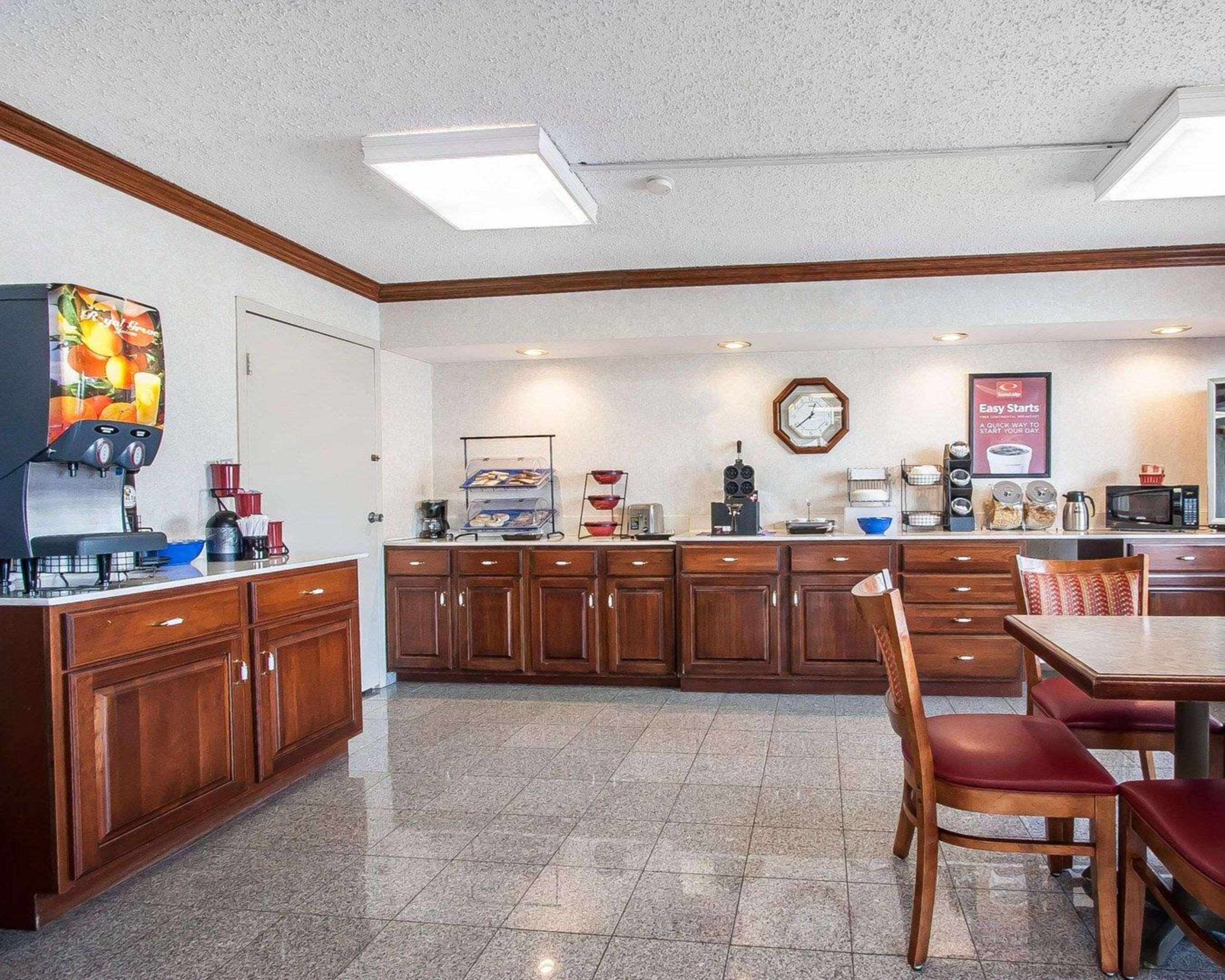 Restaurant Econo Lodge Dyersburg