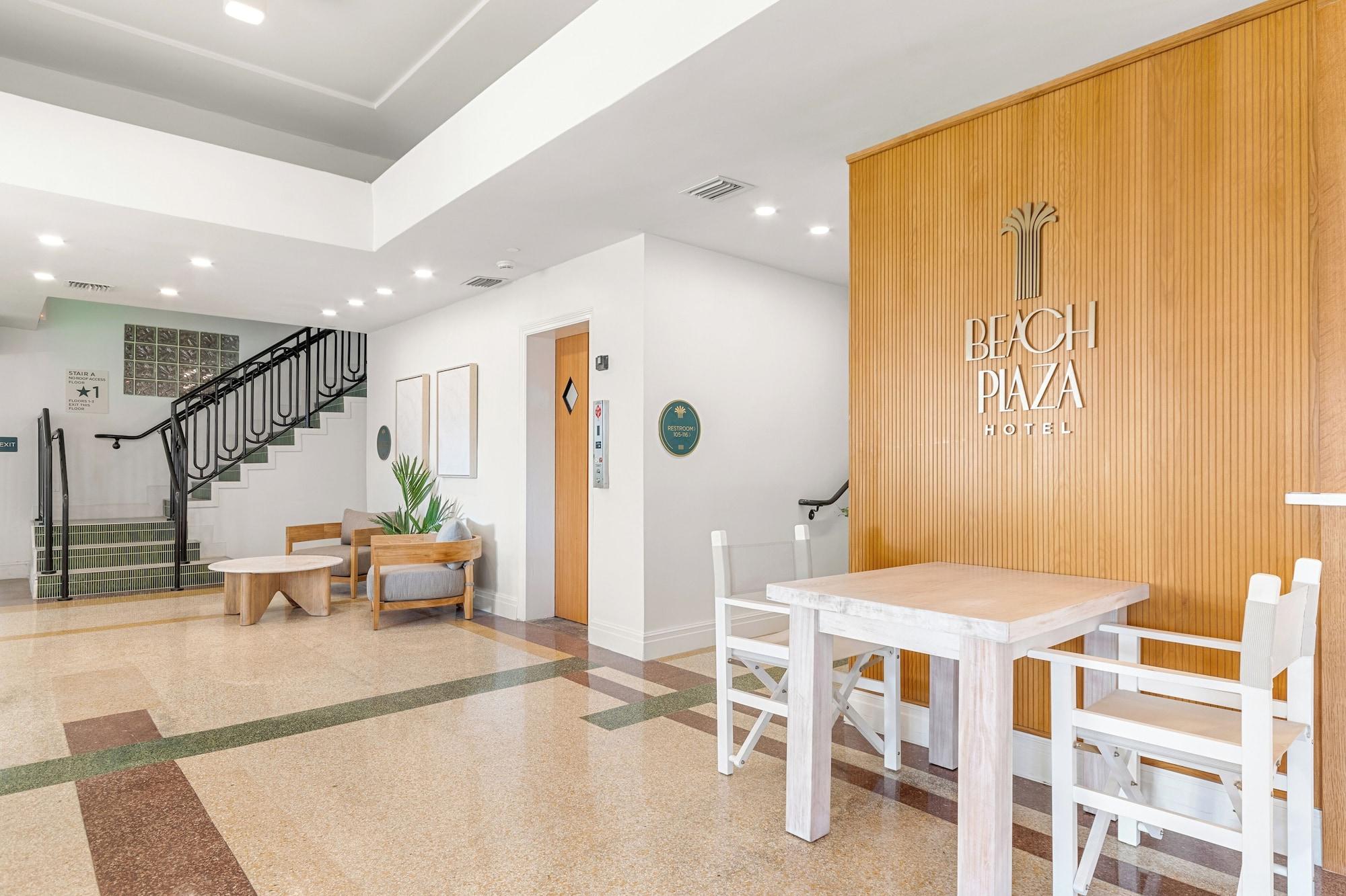 Vista Lobby Beach Plaza