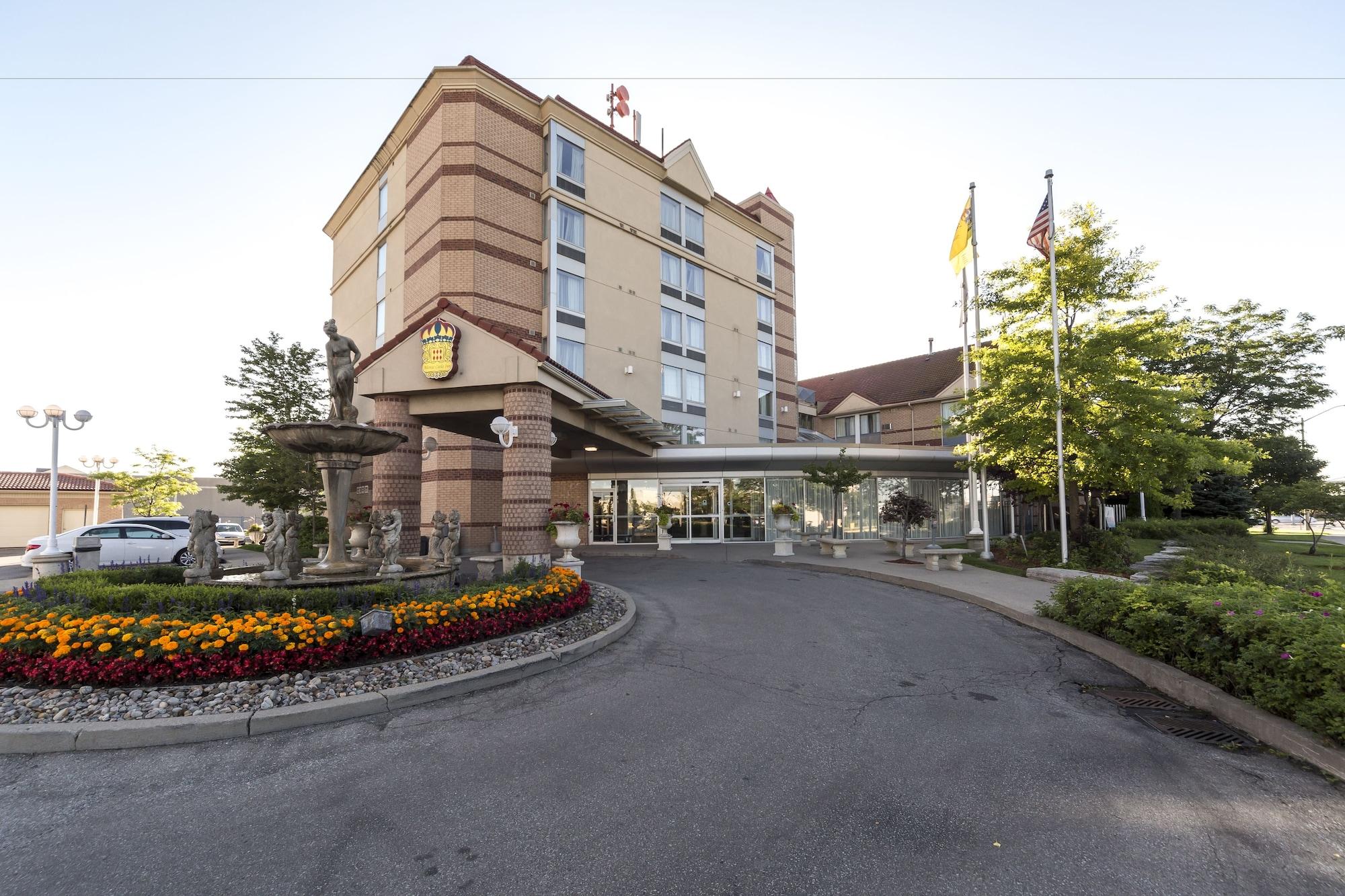 Vista Exterior Monte Carlo Inn Airport Suites