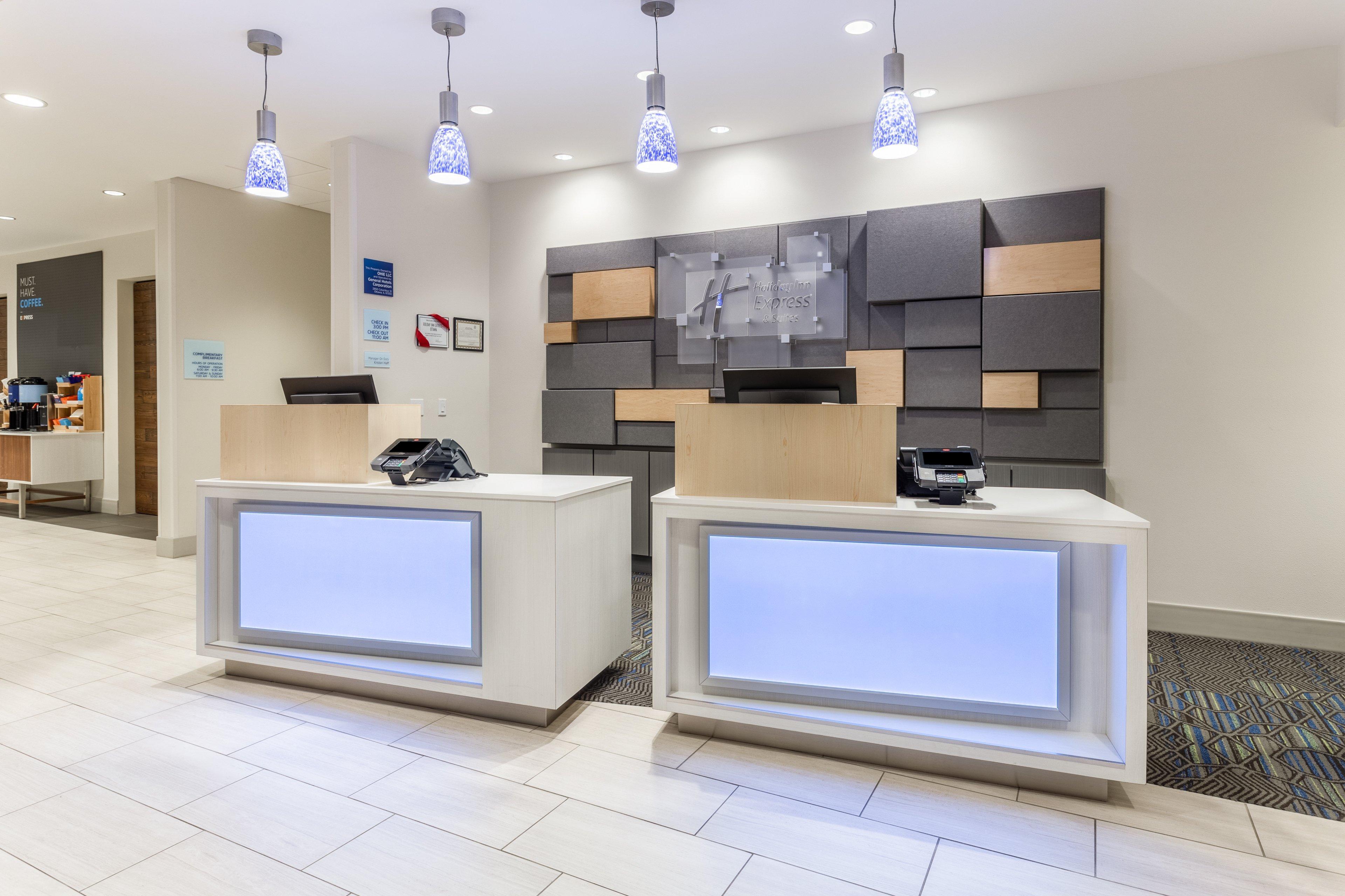 Vista Lobby Holiday Inn Express & Suites Ottawa by IHG