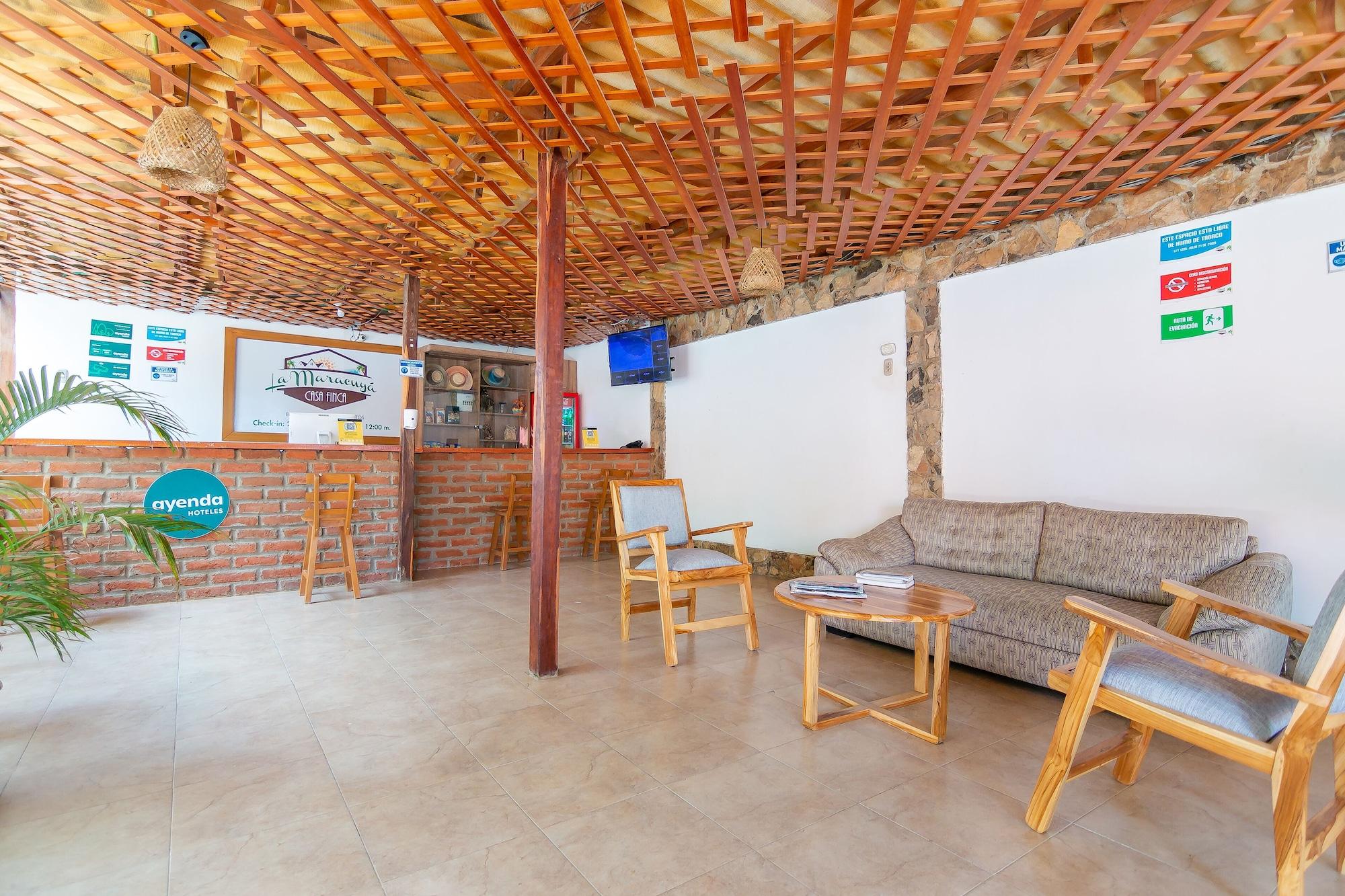 Bar/Salón Hotel Casa Finca La Maracuya
