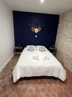 Alquiler Vacacional - Former high-capacity factory in the heart of Chagny