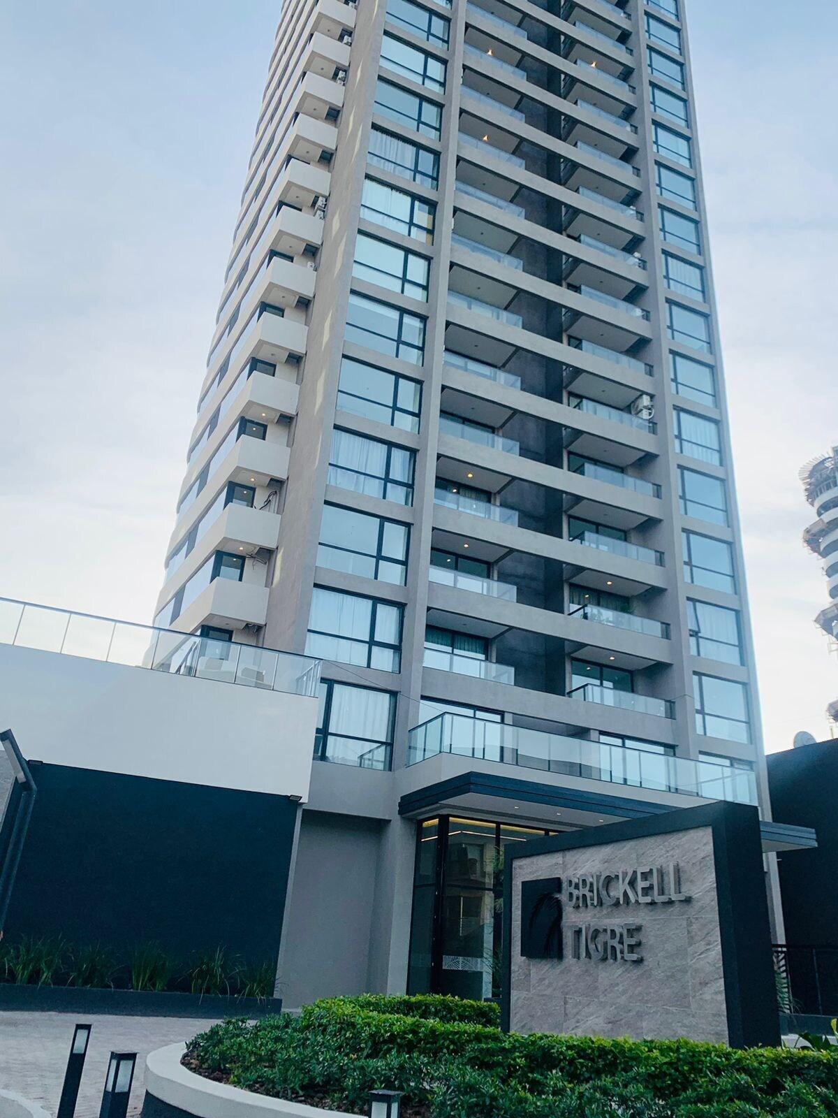 Vista Exterior Top Rentals Brickell