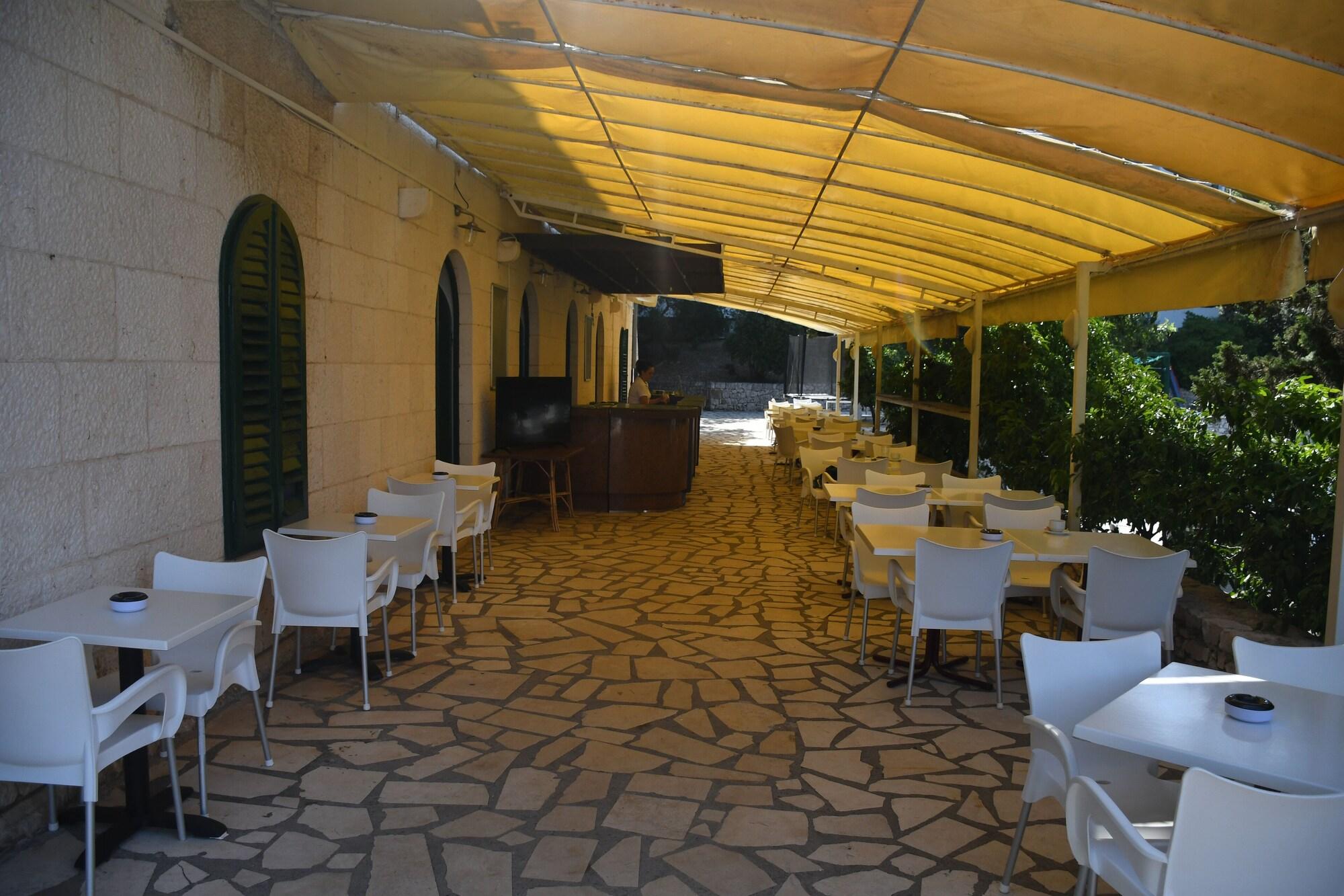Bar/Salón Hotel Sirena Hvar