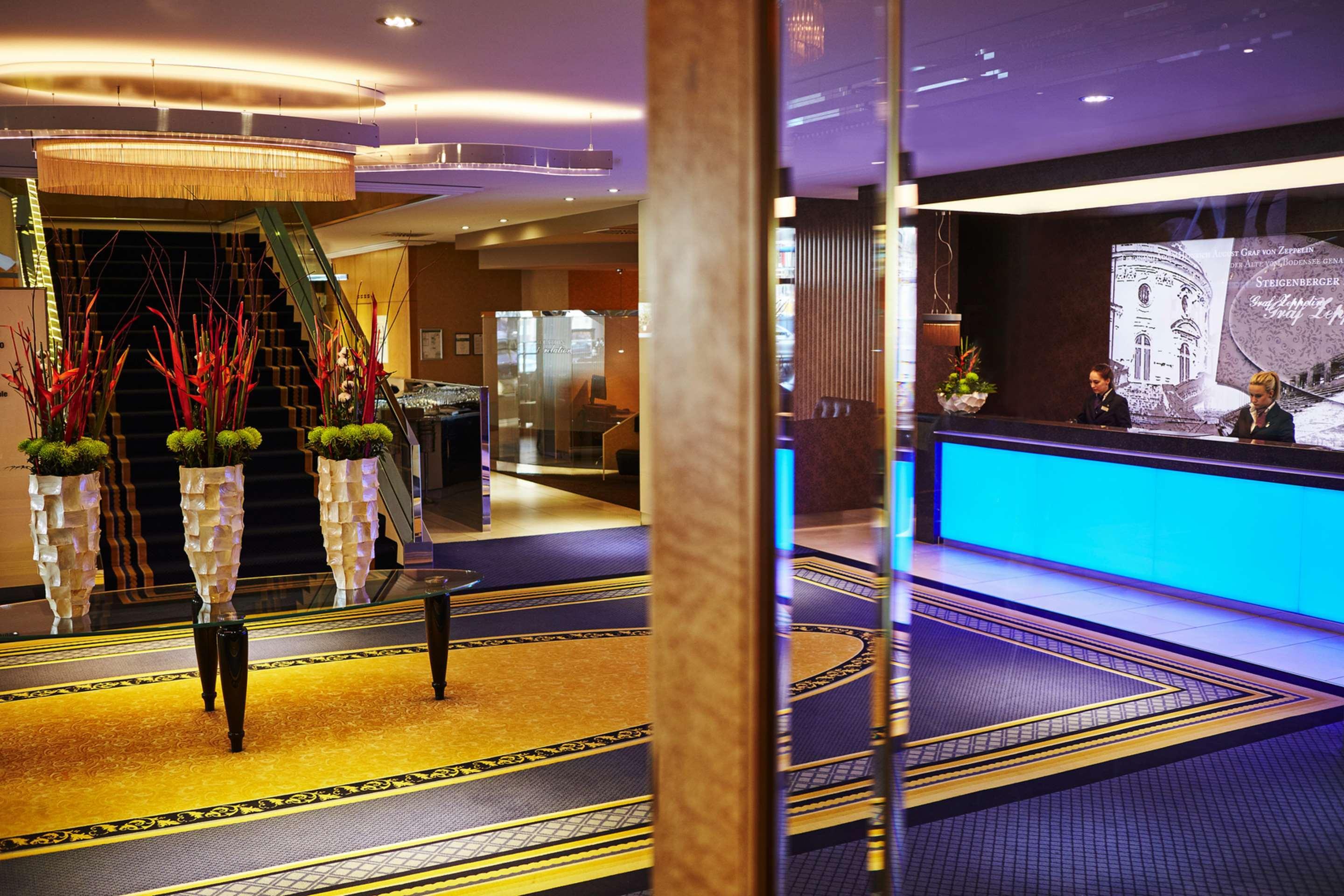 Vista Lobby Steigenberger Graf Zeppelin