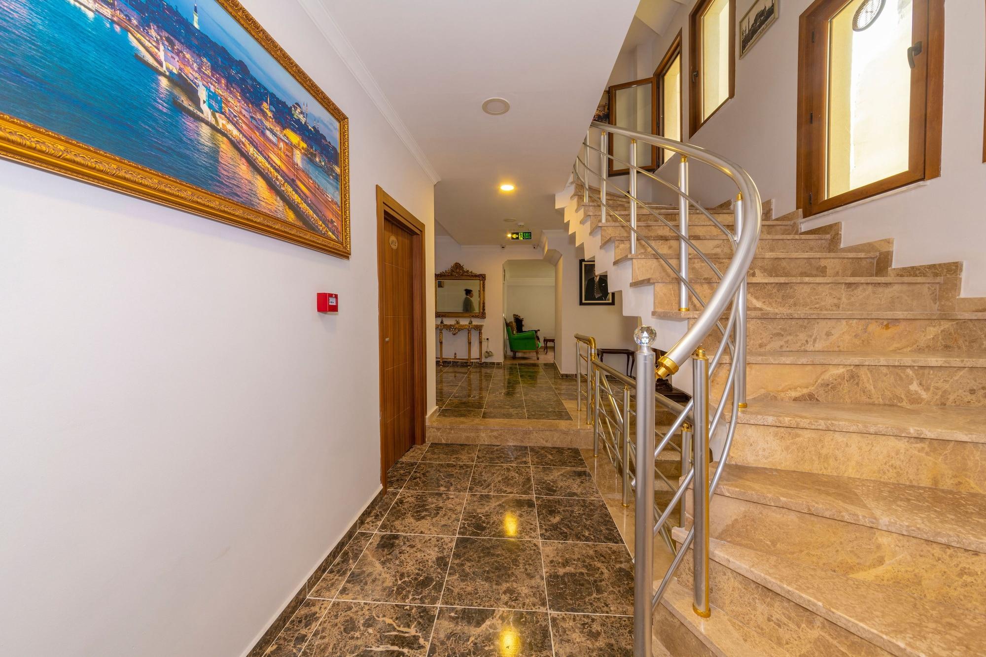 Varios Rosalie Palace Hotel