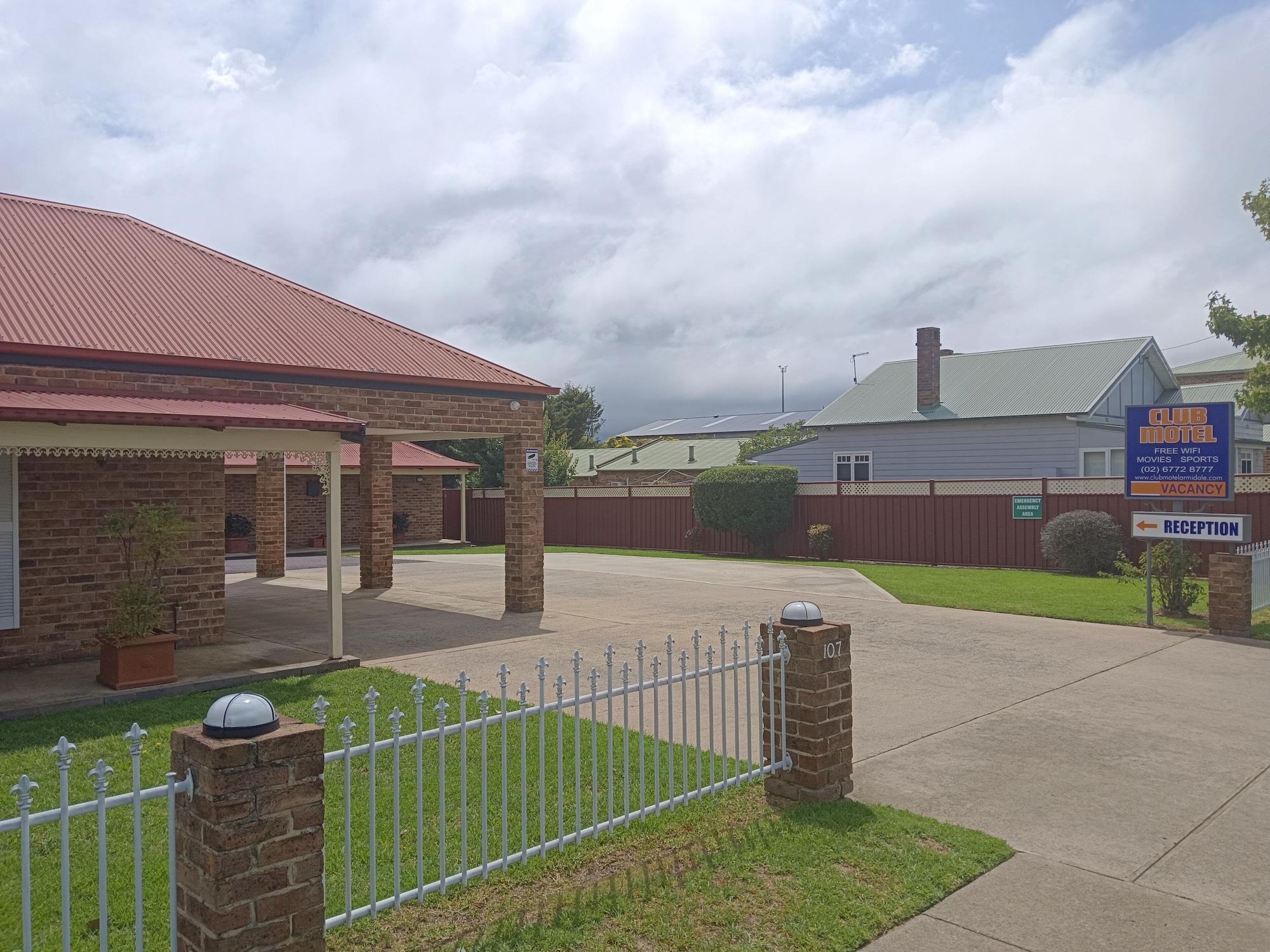 Vista Exterior Club Motel Armidale