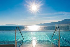 Alojamiento - Hilton Rijeka Costabella Beach Resort & Spa