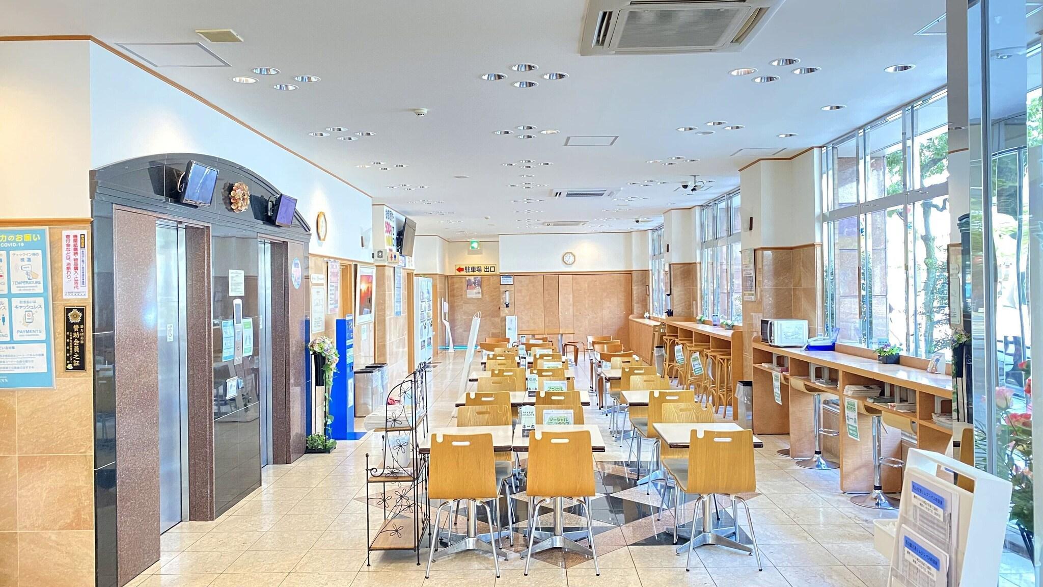 Vista Lobby Toyoko Inn Matsuyama Ichibancho
