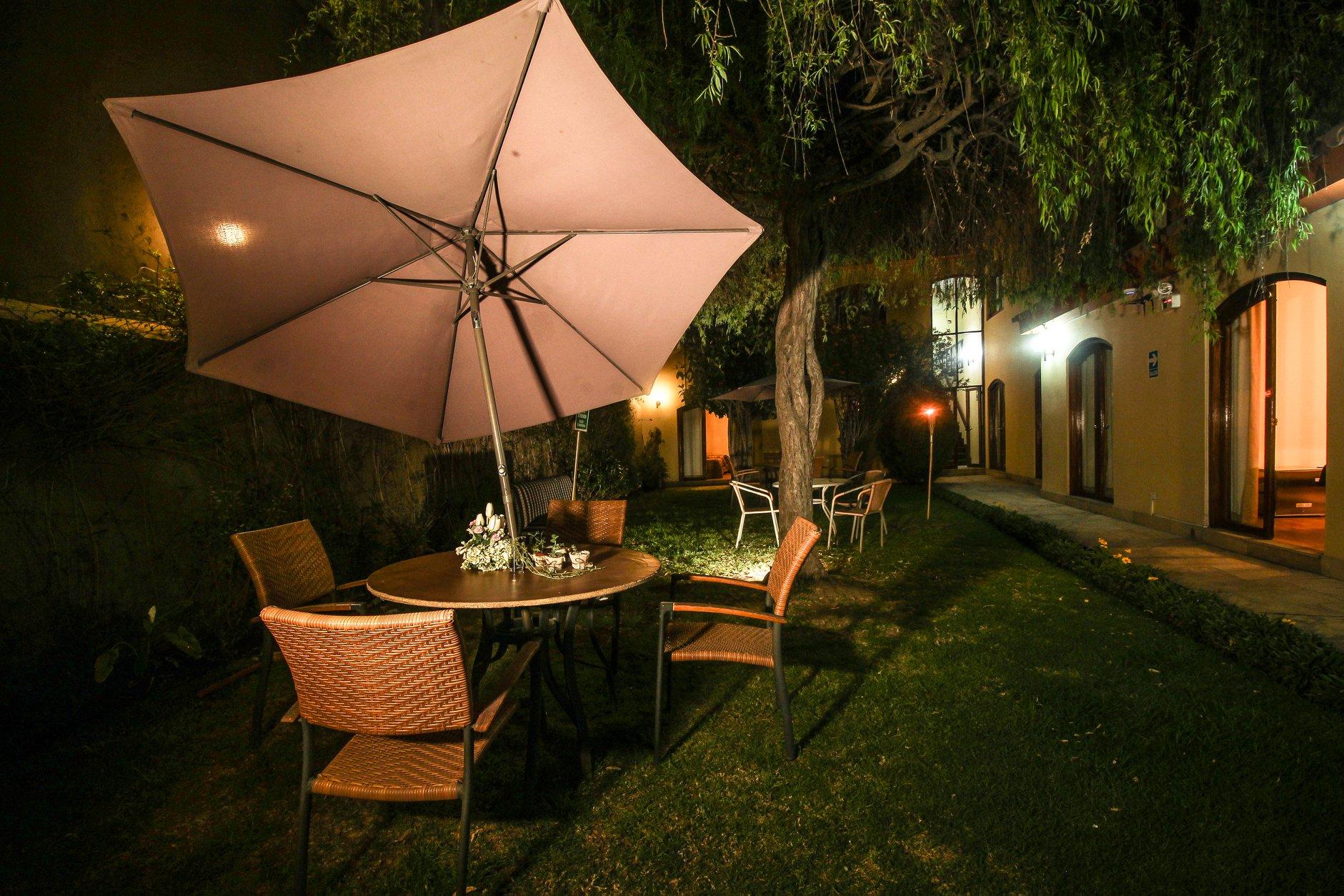 Bar/Salón Hotel Meliana