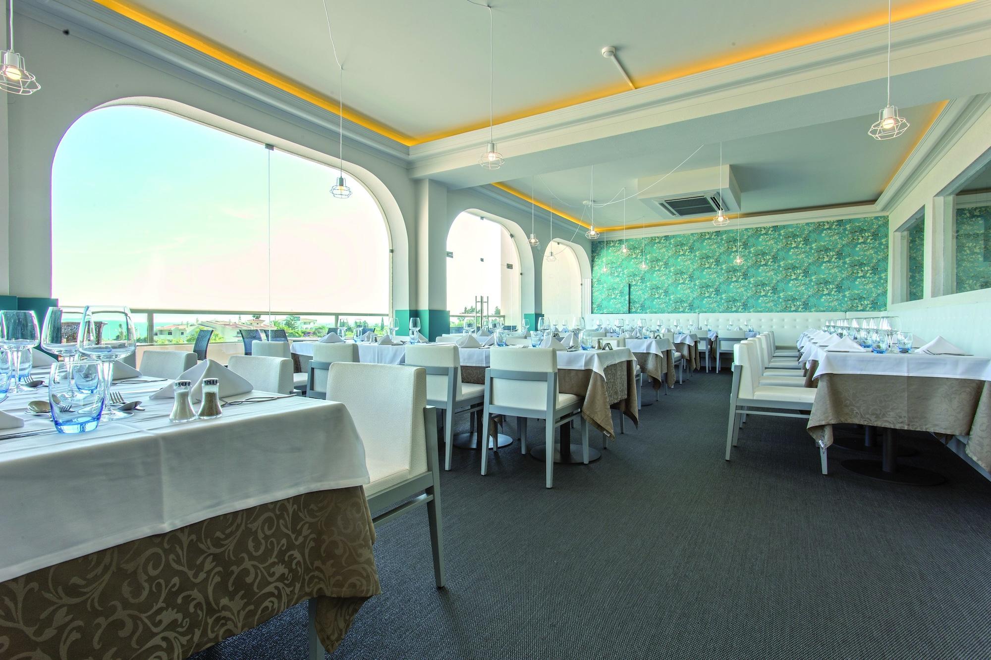 Restaurant Ukino Palmeiras Village Family Resort - All Inclusive