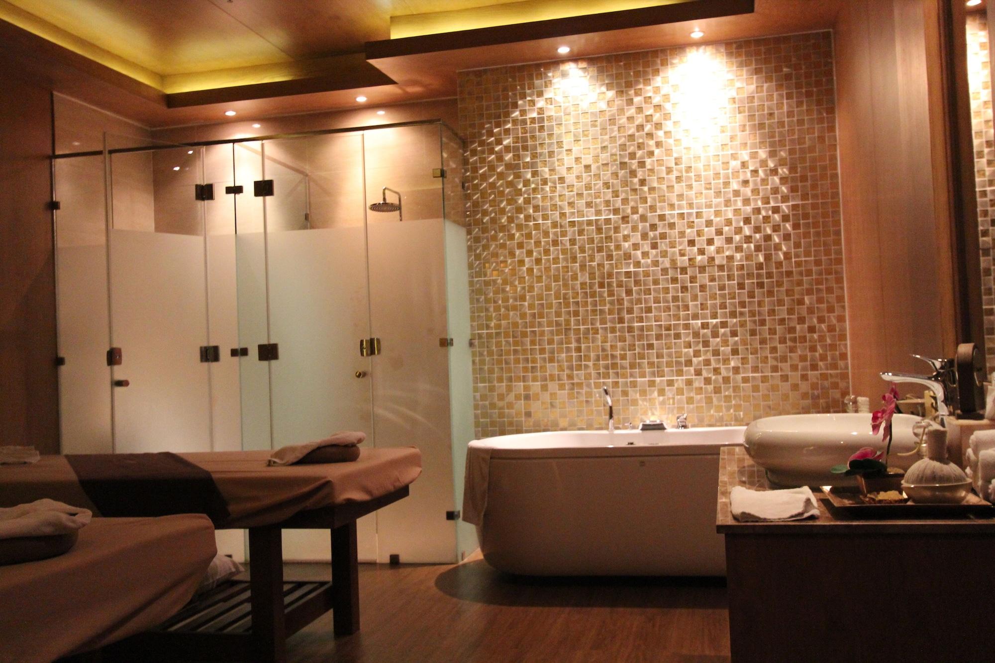 Spa Maple Hotel