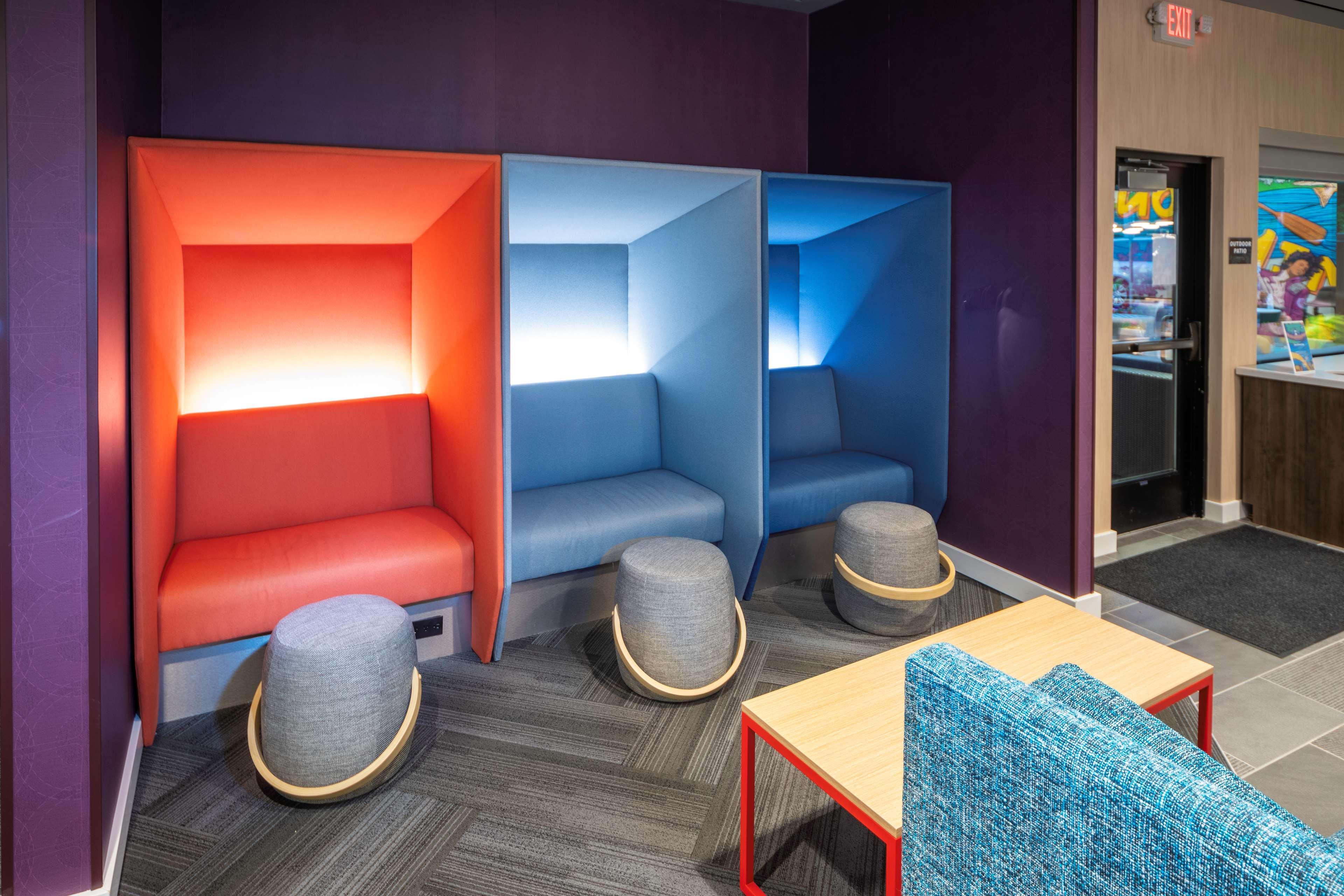 Vista Exterior Home2 Suites by Hilton Minneapolis Mall of America