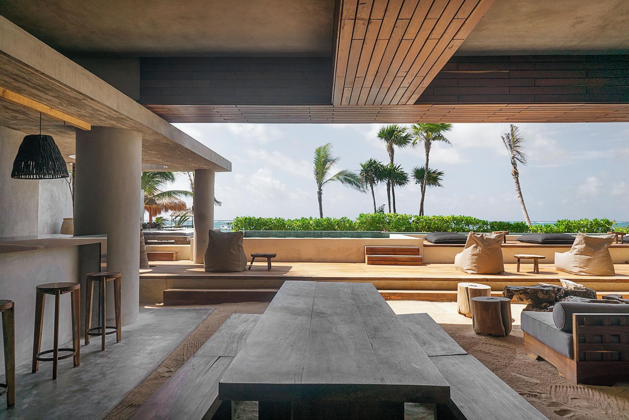 Restaurant Antal by Beach Please Tulum