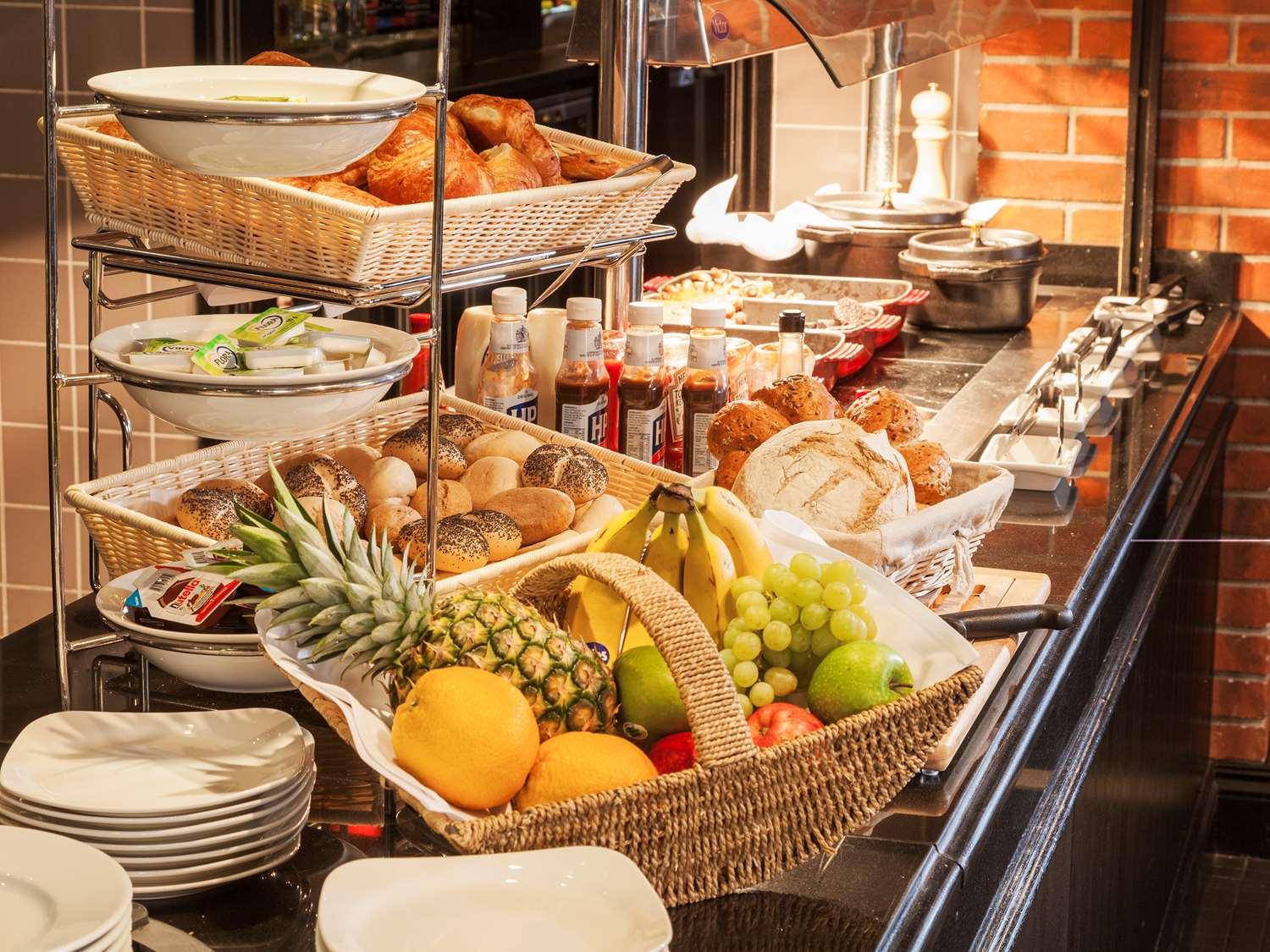 Restaurant Moxy Belfast City