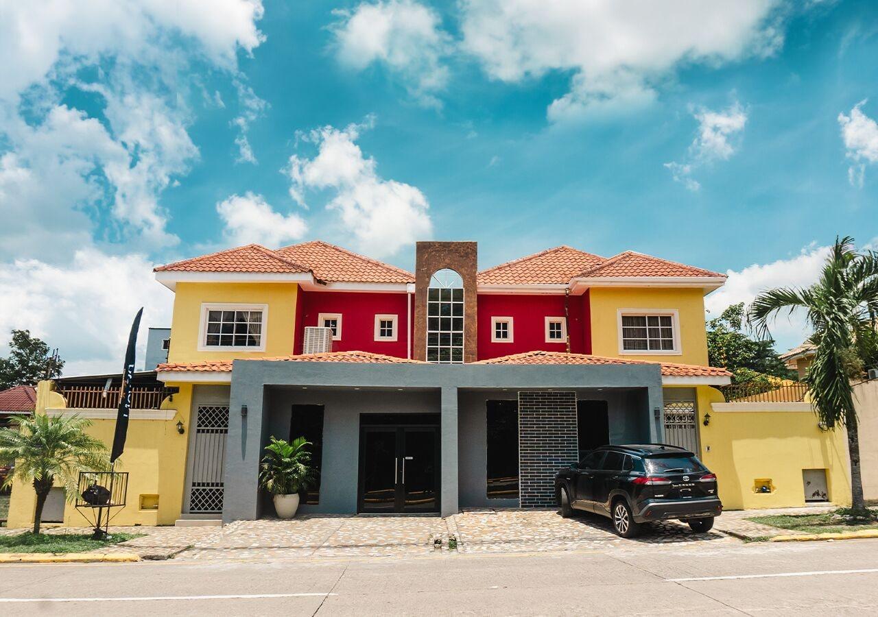 Vista Exterior Art Hotel Boutique