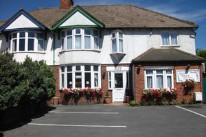 Alojamiento - Green Haven Guest House