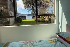 Alquiler Vacacional - Self-contained 3-room Cottage right on the Mahurangi Waterfront.