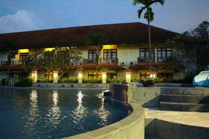 Alojamiento - Horison Tirta Sanita Kuningan