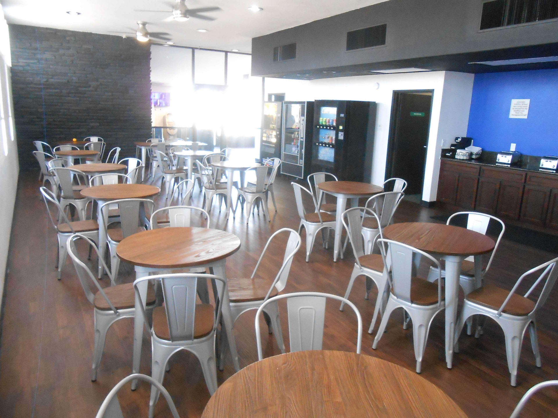 Restaurant SureStay Hotel by Best Western Phoenix Airport
