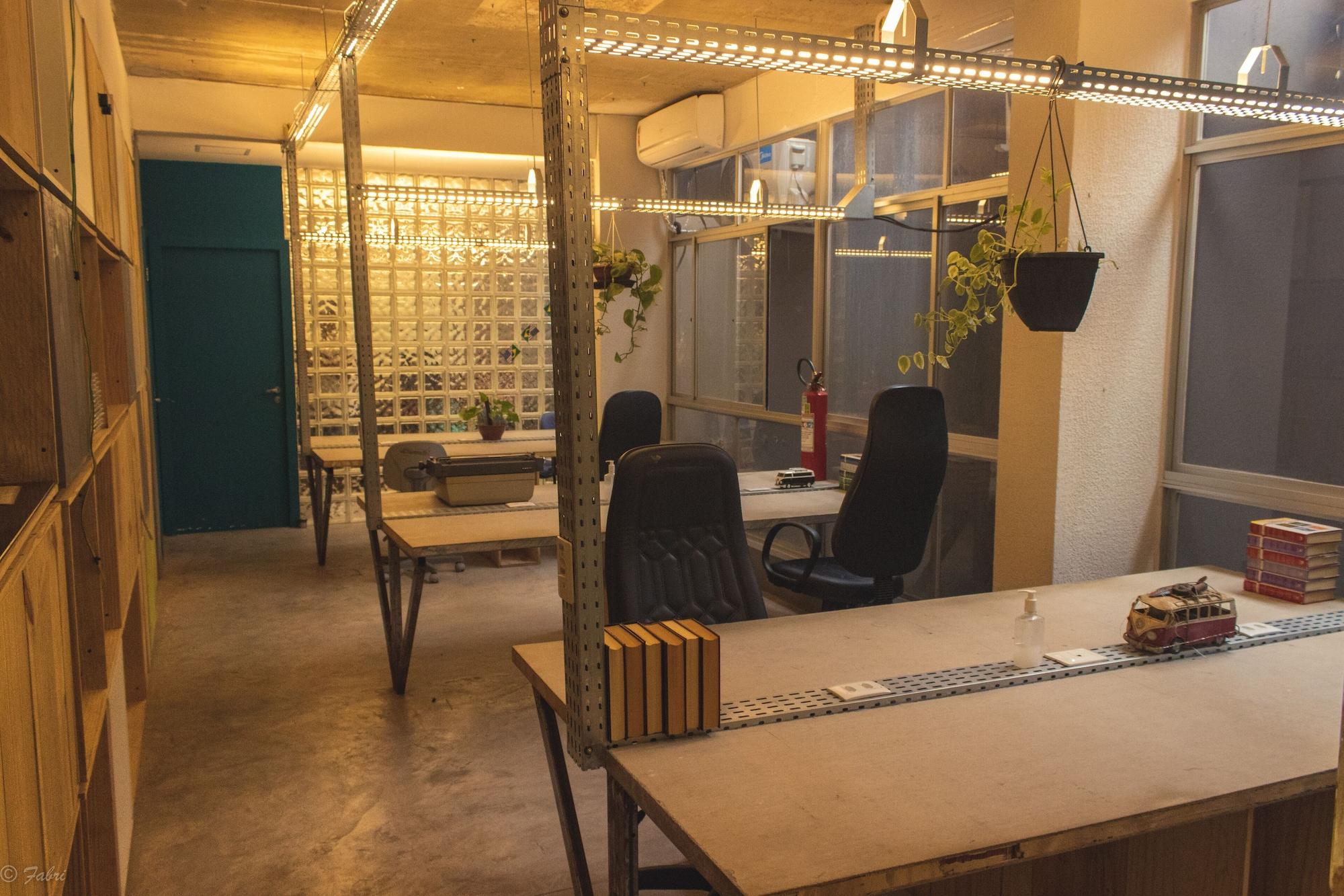 Sala de Reuniones Joy Hostel