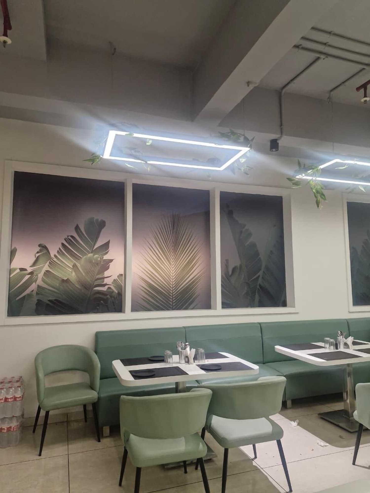 Restaurant Visawa Palace Nanded