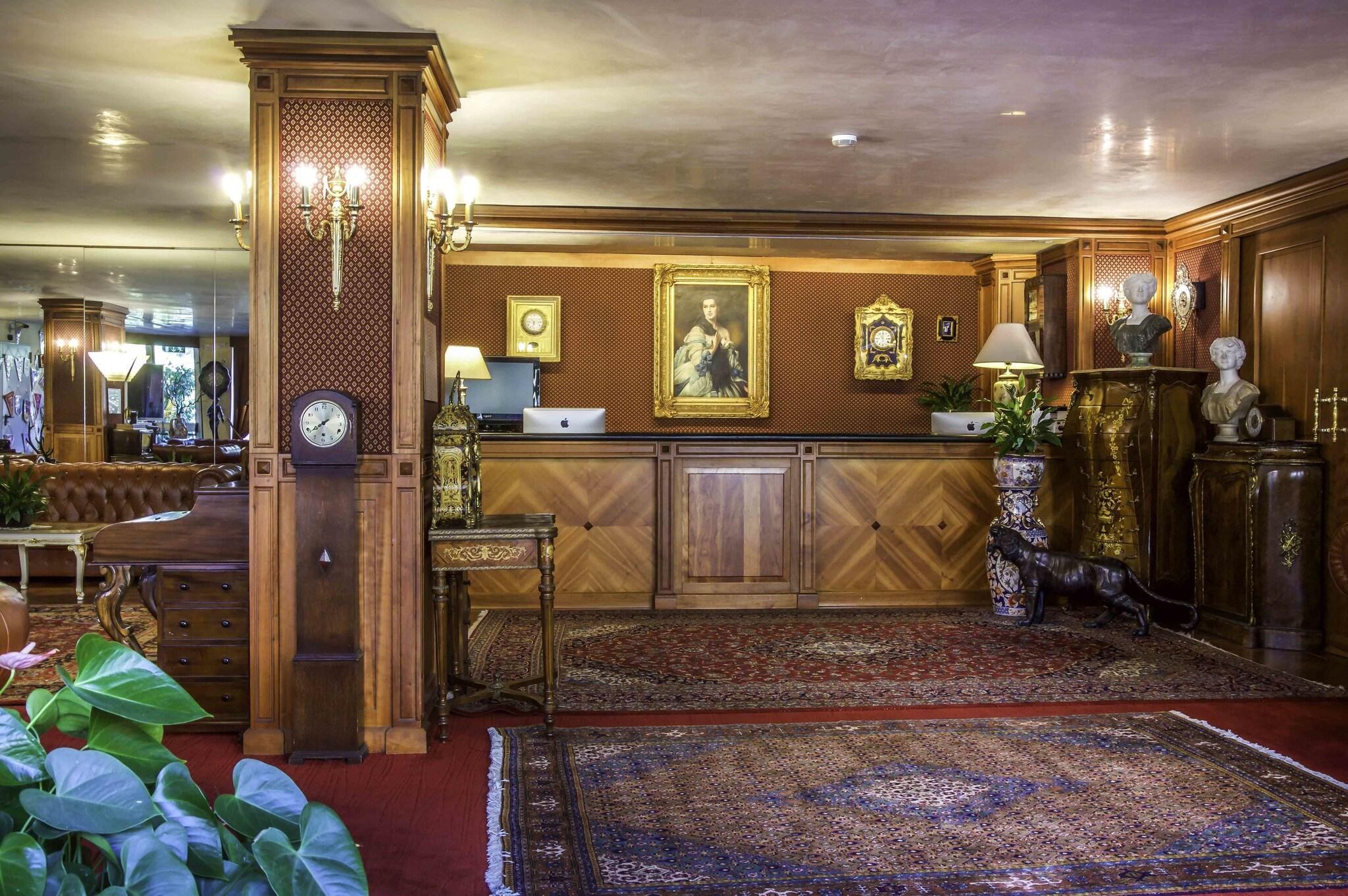 Vista Lobby Hotel La Bussola