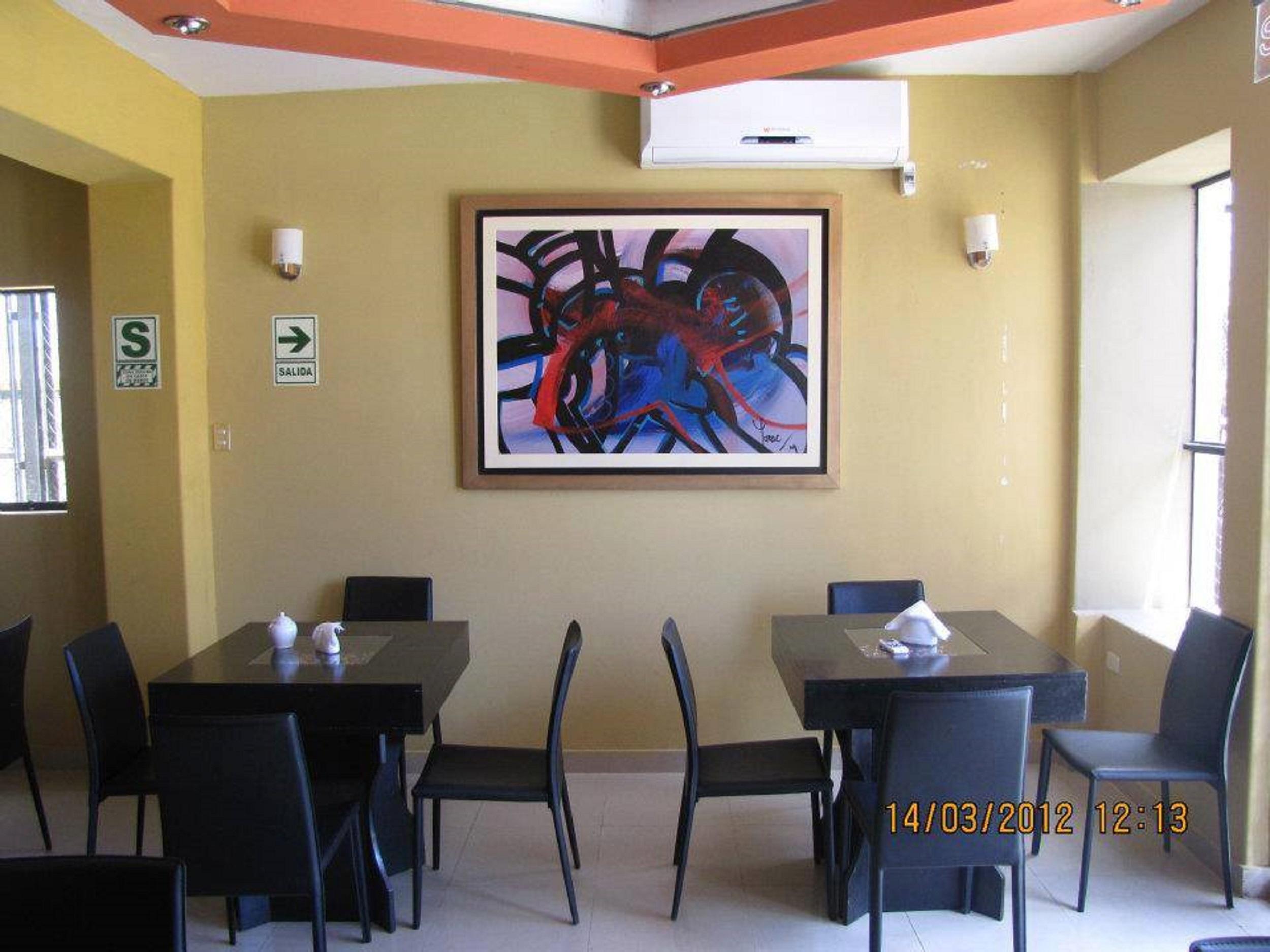 Bar/Salón Perú Hosting Talara