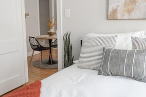 Alquiler Vacacional - Stylish|Cozy Getaway in Lakeview|1BR|3min~Wrigley