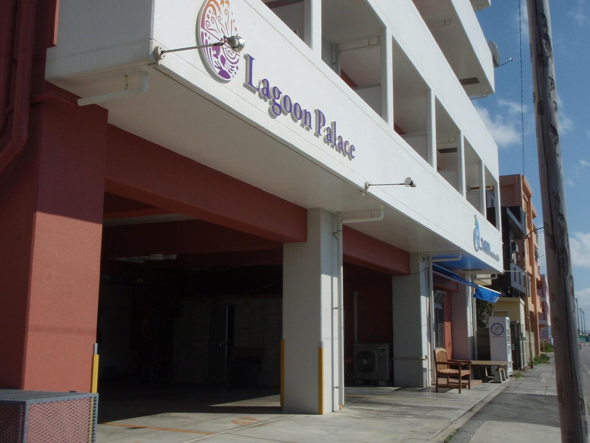 Vista Exterior Lagoon Palace