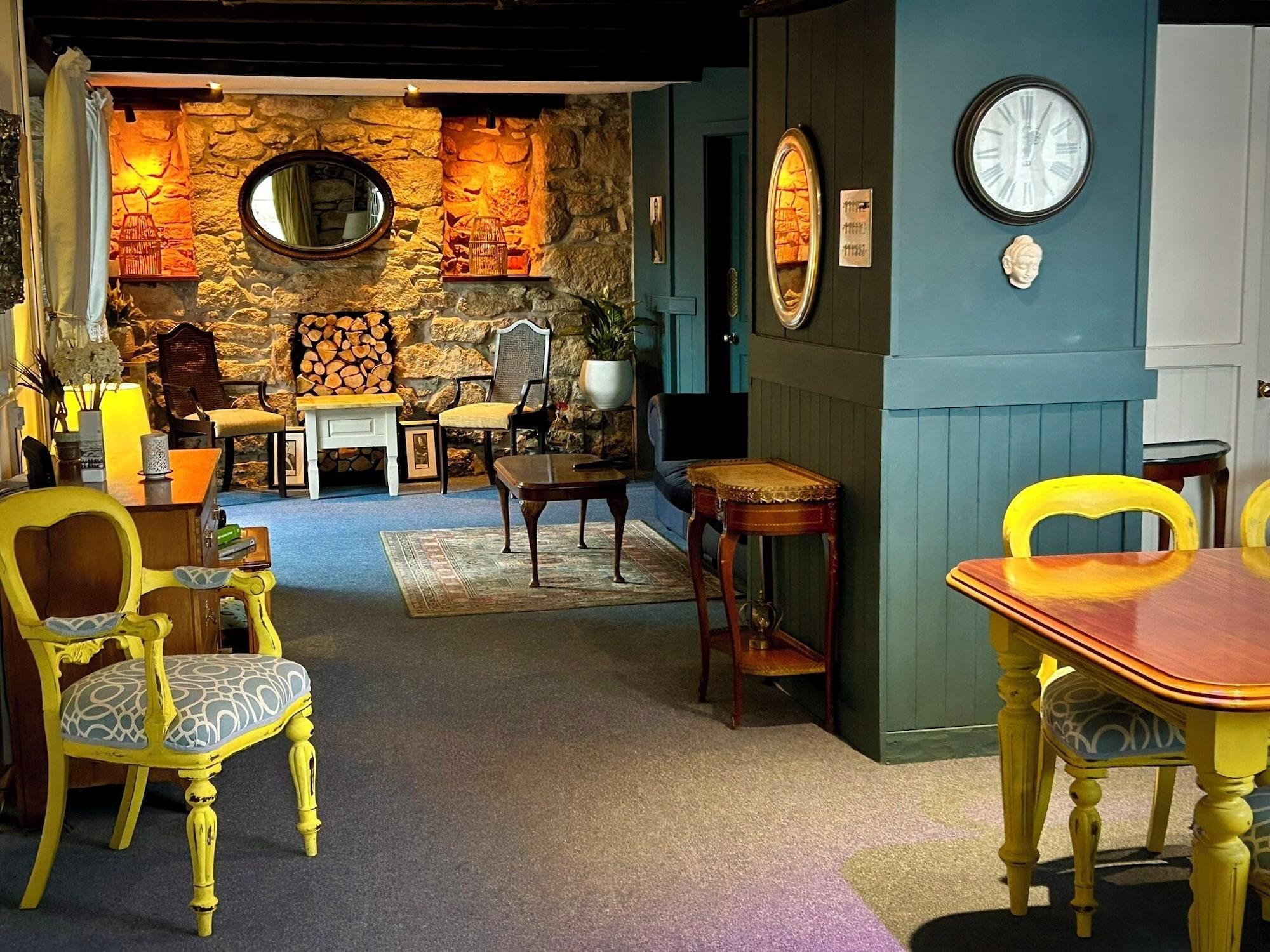 Vista Lobby Britannia House Vintage B&B Cornwall