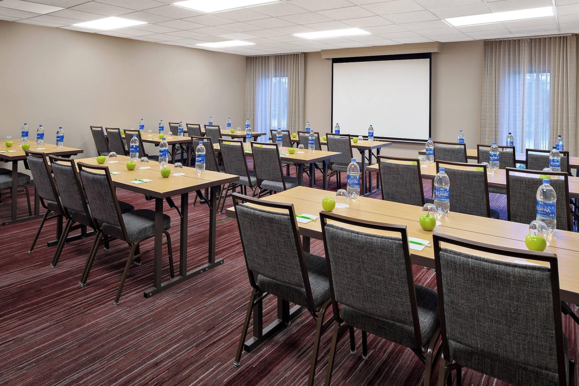 Sala de Reuniones Courtyard by Marriott Pittsburgh Airport