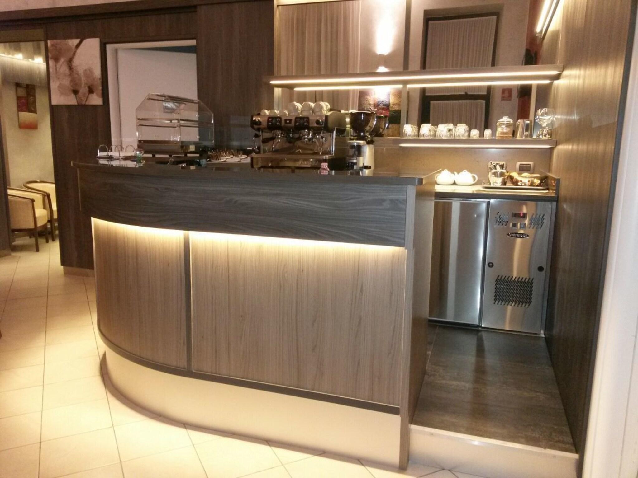 Bar/Salón Brenta Milano