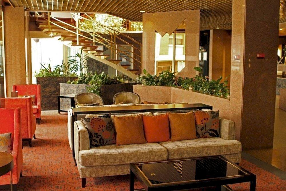 Vista Lobby Hotel Dighton