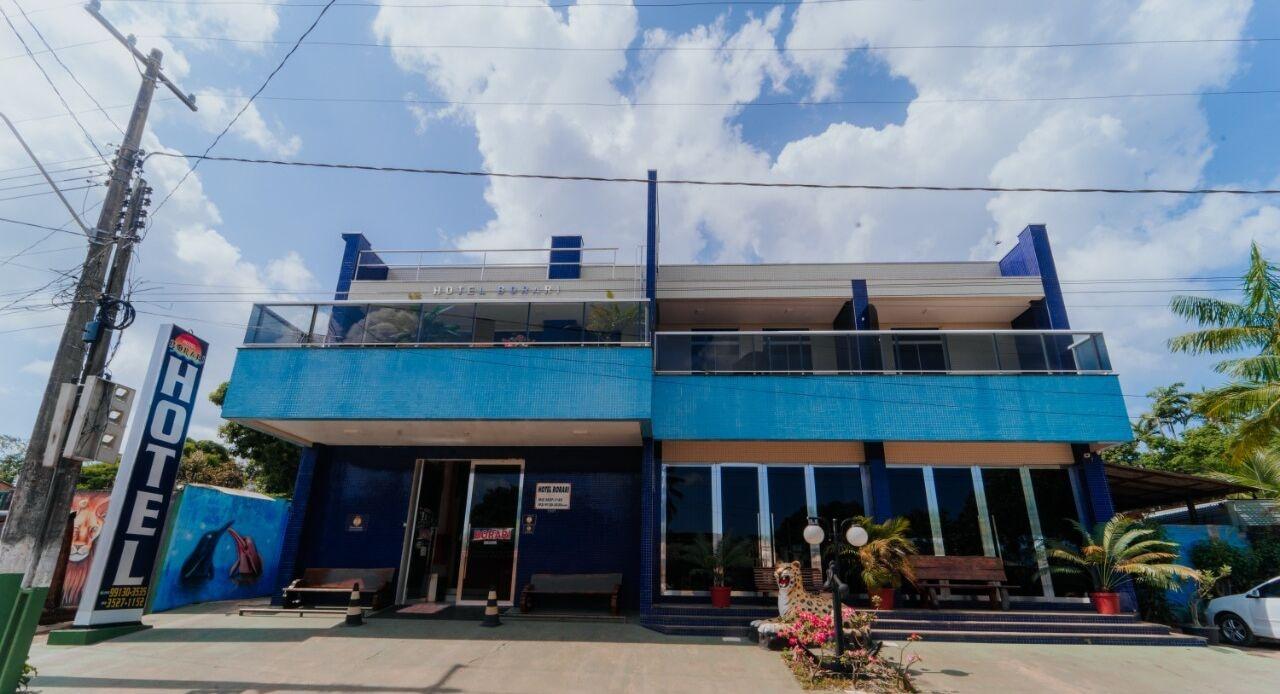 Variados (as) Hotel Borari