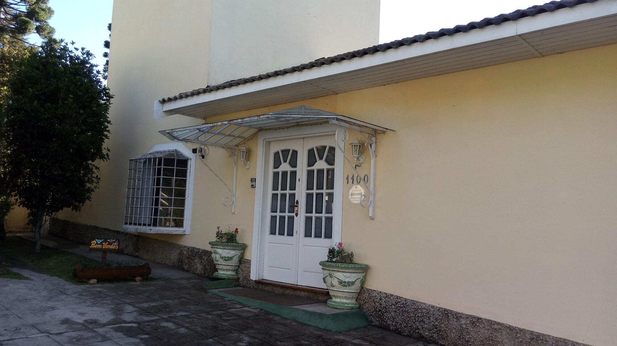 Vista Exterior Pousada Vila Menotti