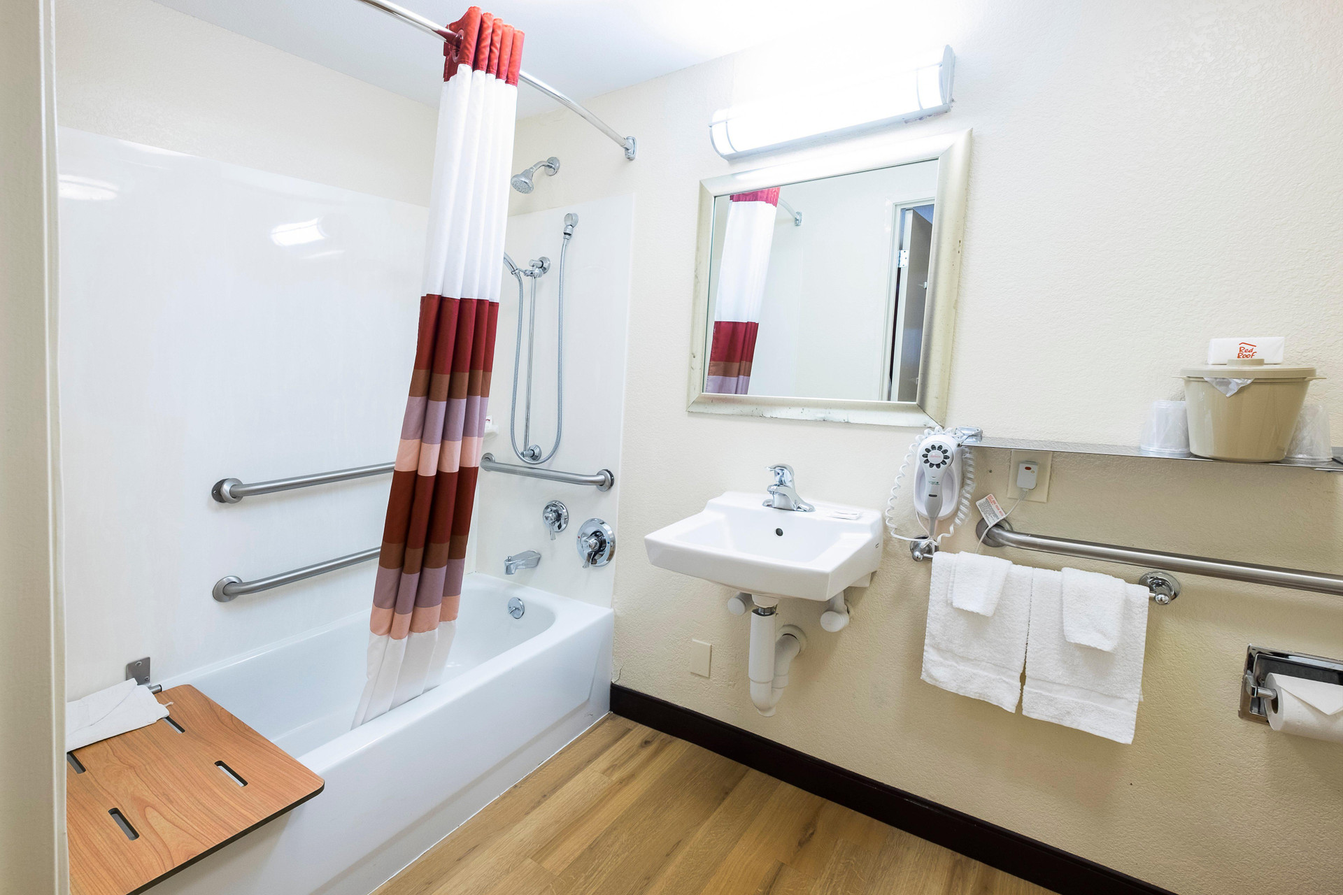 Instalaciones Recreativas Red Roof Inn Albany Airport