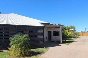 Alojamiento - Emerald Park Motel