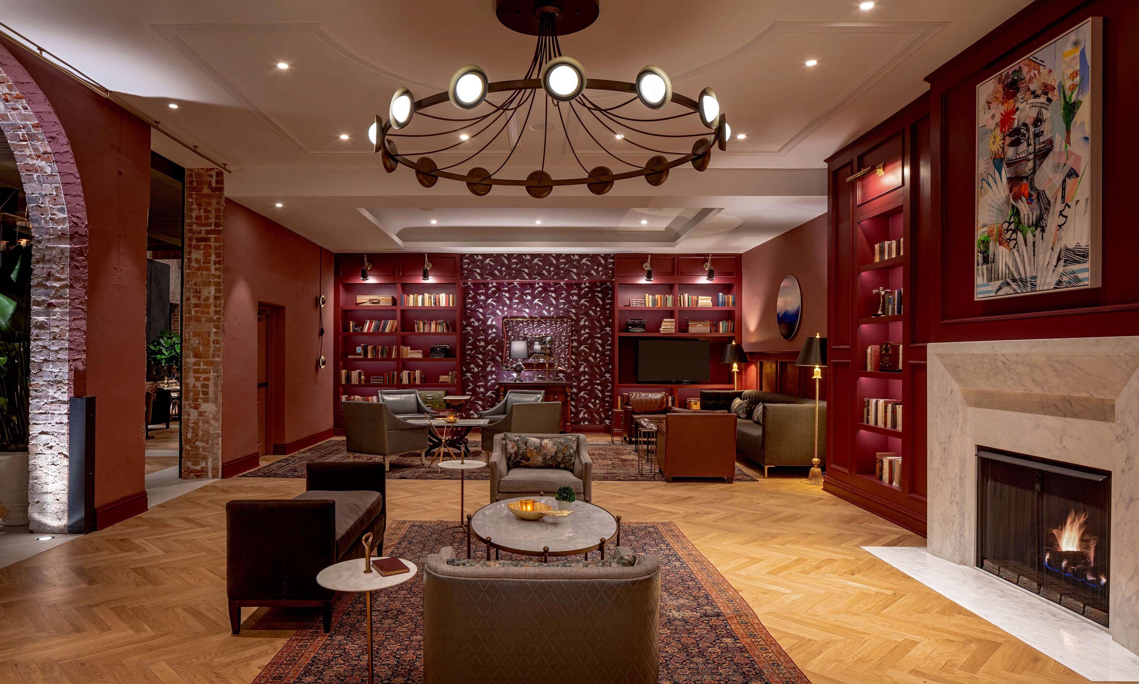 Bar/Salón The Eliza Jane, in The Unbound Collection by Hyatt