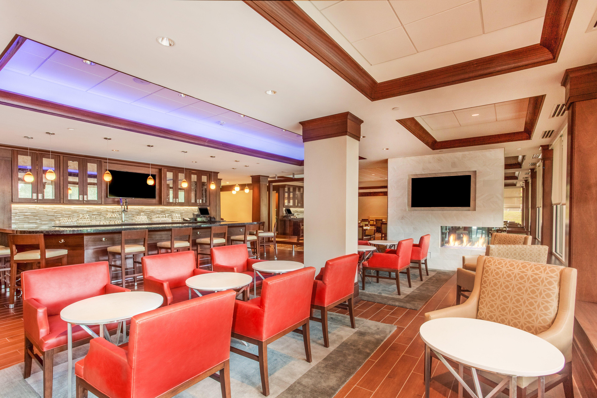 Bar/Salón Holiday Inn Charlottesville-Monticello by IHG