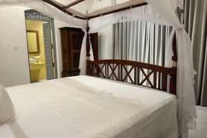 Alquiler Vacacional - Luxurious 5 bedroom villa in a peaceful location in Hikkaduwa Sri Lanka