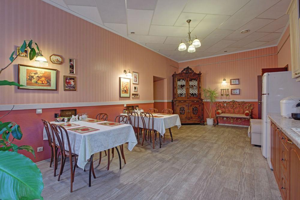 Restaurant Comfort on Chekhova - Guest House