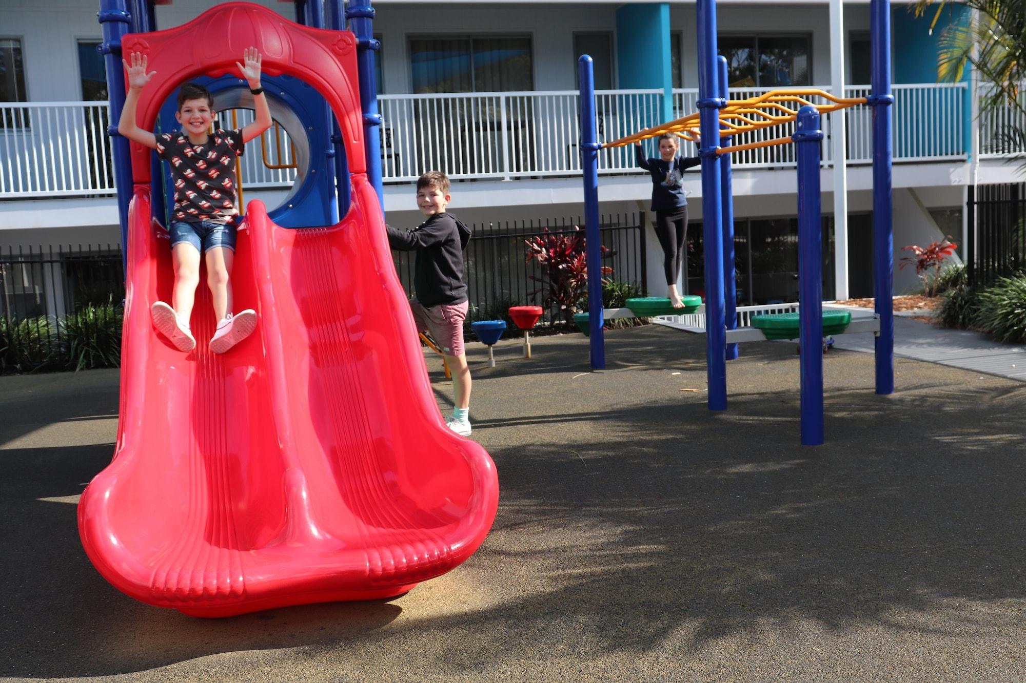 Instalaciones Recreativas Nobby Beach Holiday Village