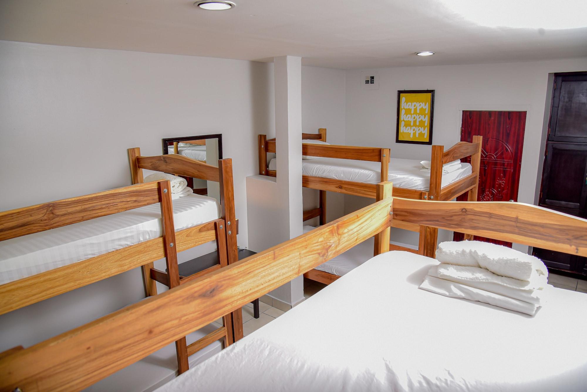 Habitación Hotel Xolotlán - Hostel