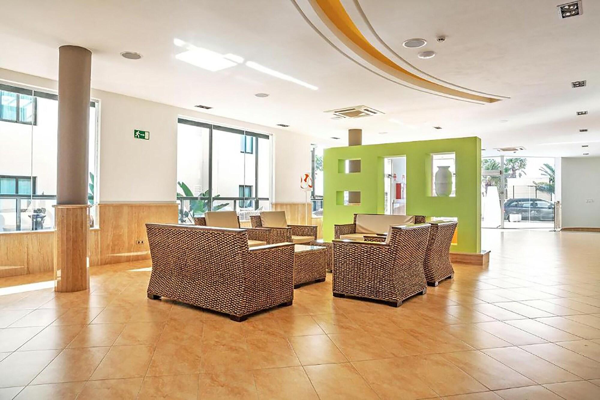 Vista Lobby Hotel Pocillos Playa