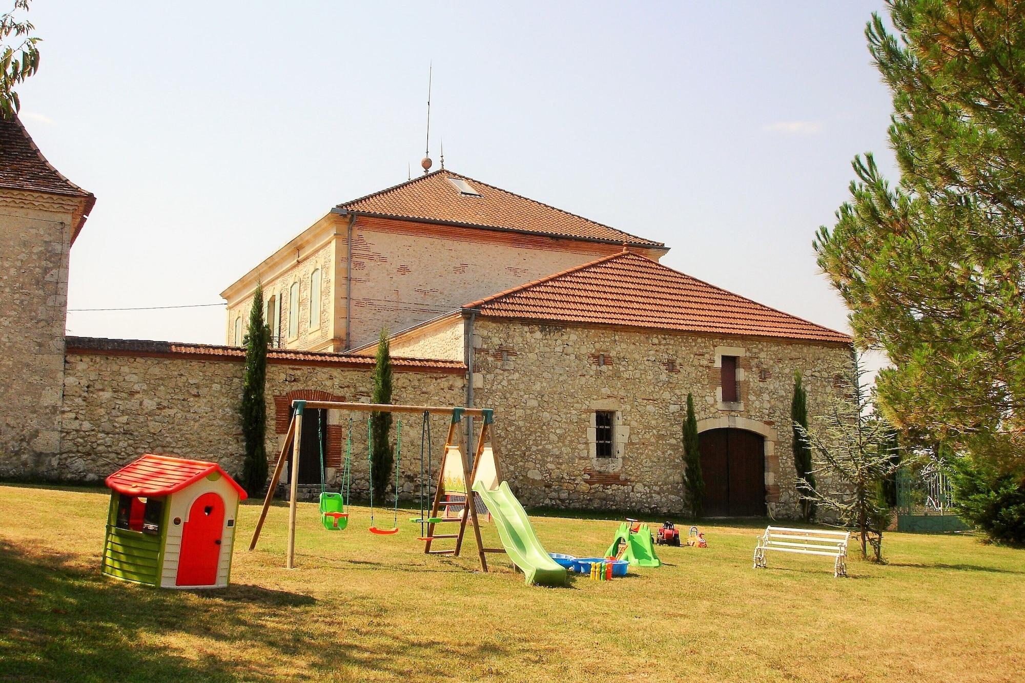 Instalaciones Recreativas La Maison de Maitre